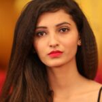 hot girl 3797786 1280